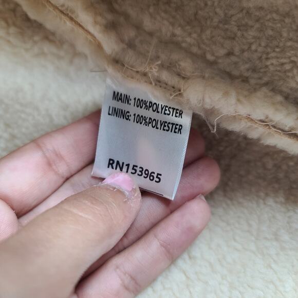 Area Stars Aurora bomber faux suede shearling cream Sz Med Cropped Minimalist - Picture 11 of 13